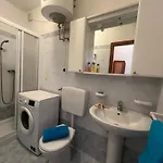 Flat Only 200mt From The Sea *